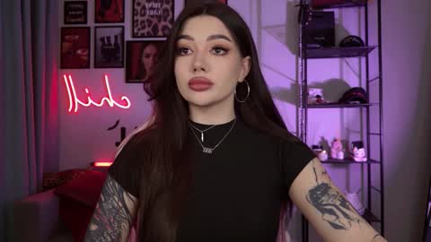 Amy Meow online show from 11-18-25, 06:01