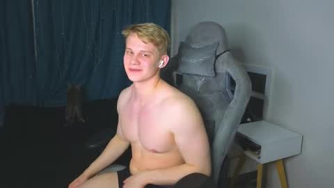 Mickey online show from 03-04-26, 09:10