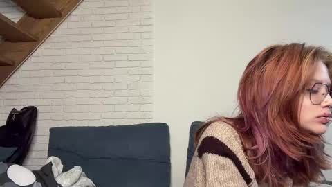 Snapshot of meowakira chatting on 05-04-26, 06:53 Akira online show from 05-04-26, 06:53