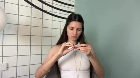 Snapshot of meralynn chatting on 06-16-26, 06:49 LEVA online show from 06-16-26, 06:49