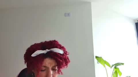 Snapshot of merida__freckles chatting on 04-14-26, 02:56 Miss Freckles online show from 04-14-26, 02:56