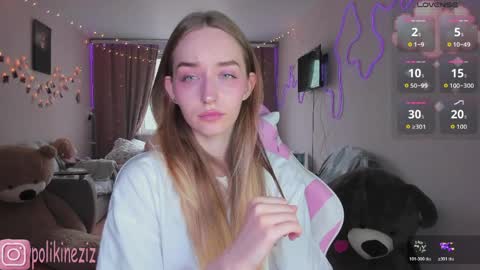 Sara online show from 04-10-26, 02:44