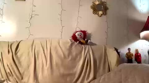 Lia online show from 10-12-25, 09:30