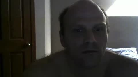 mgaynor1993 online show from 04-12-26, 05:01