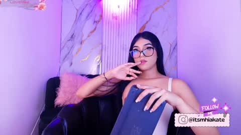 Mhia Kate online show from 05-22-26, 12:22