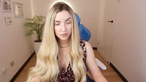 mi1a_ online show from 07-04-26, 03:02