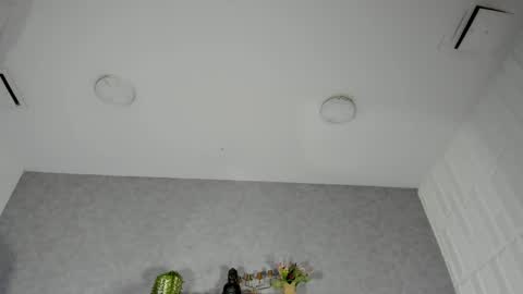 Mia1blaze online show from 04-22-26, 03:42