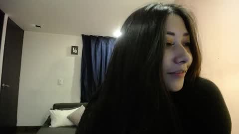 Mia zoe online show from 12-10-24, 02:16