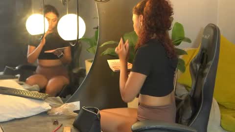Snapshot of mia_belmont chatting on 05-29-26, 07:01 Belmont and Mia online show from 05-29-26, 07:01