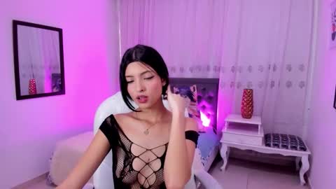 Mia online show from 01-07-26, 08:33