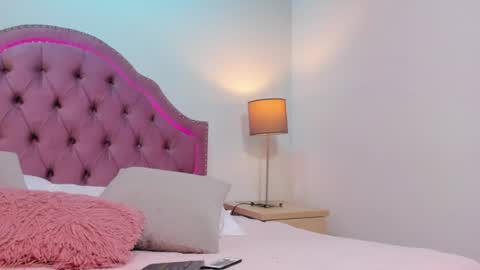 Snapshot of mia_culpa22 chatting on 06-24-26, 04:39 Mia Culpa online show from 06-24-26, 04:39