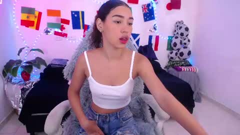 mia_cute_girl online show from 06-30-26, 01:12