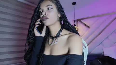 Mia online show from 03-06-26, 02:41