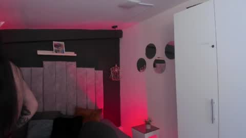 Val  online show from 04-07-26, 07:36