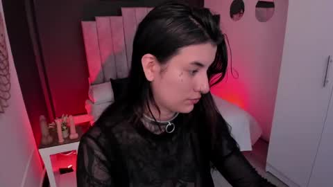 Val  online show from 05-30-26, 07:22