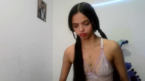 mia lucy 21 online show from 10-18-25, 09:10