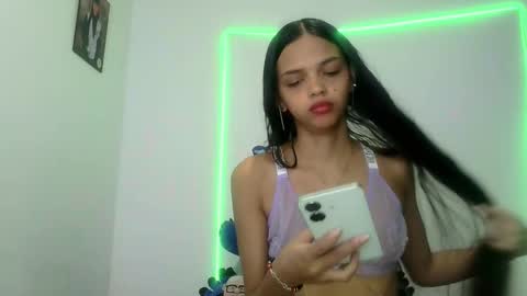 mia lucy 21 online show from 10-20-25, 07:47
