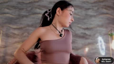 Snapshot of mia_luxor chatting on 03-16-26, 11:47 mia_luxor online show from 03-16-26, 11:47