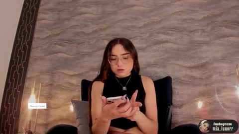 Snapshot of mia_luxor chatting on 03-29-26, 11:32 mia_luxor online show from 03-29-26, 11:32