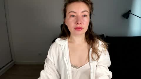 Snapshot of mia_luxx92 chatting on 02-16-26, 07:26 Mia online show from 02-16-26, 07:26