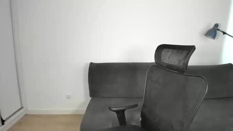 Snapshot of mia_luxx92 chatting on 03-20-26, 07:57 Mia online show from 03-20-26, 07:57