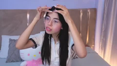 Mia online show from 07-09-26, 11:58
