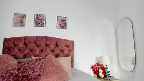mia_nova5 online show from 06-09-26, 12:17
