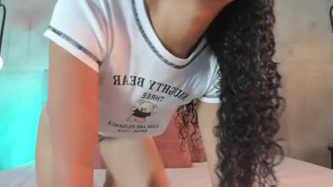 Mia Phalmer online show from 05-30-26, 12:02