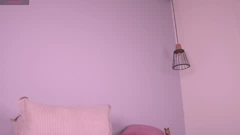 Mia Reeves online show from 03-28-26, 07:57