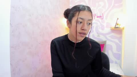 Snapshot of mia_scarlet7 chatting on 05-20-26, 12:44 Mia . online show from 05-20-26, 12:44