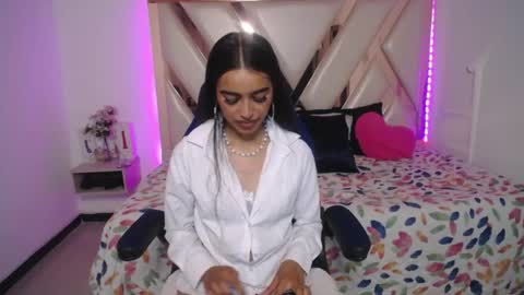 Snapshot of miaa_ferrari1 chatting on 04-25-26, 11:57 MIA online show from 04-25-26, 11:57