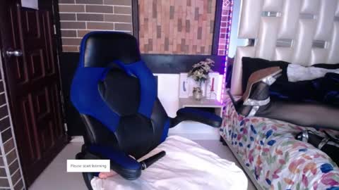 Snapshot of miaa_ferrari1 chatting on 05-14-26, 11:17 MIA online show from 05-14-26, 11:17