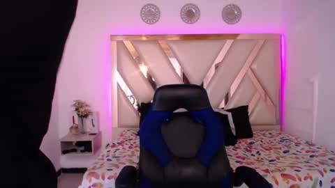 MIA online show from 06-10-26, 12:04