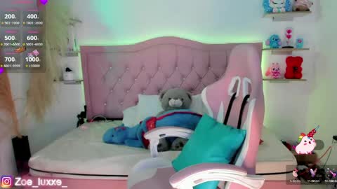 Snapshot of miaa_foxx_ chatting on 05-07-26, 09:09 Mia online show from 05-07-26, 09:09