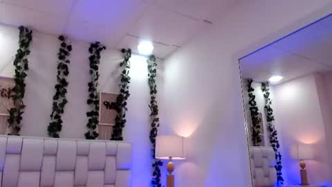 Snapshot of miaa_gh1 chatting on 07-07-26, 11:25 Mia online show from 07-07-26, 11:25