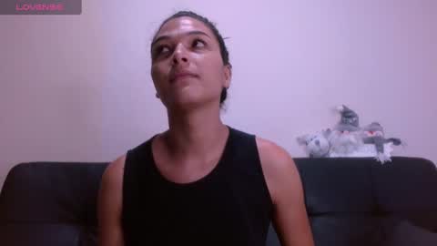 Mia online show from 12-26-24, 11:32