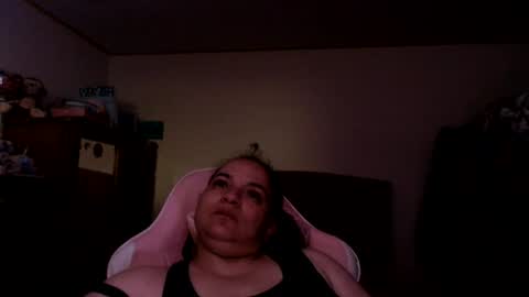Snapshot of miaabrownn chatting on 06-26-26, 08:02 MIA online show from 06-26-26, 08:02