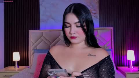 Miaa Farrel online show from 05-25-26, 07:09