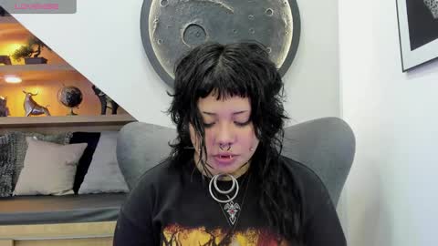 Mia online show from 03-27-26, 01:00
