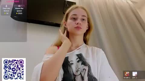 miaamurr online show from 07-15-26, 08:58