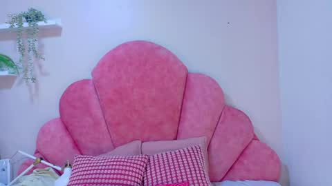 miaanderson__ online show from 05-23-26, 12:09