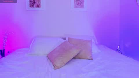 MiaaSummeer online show from 05-13-26, 12:24