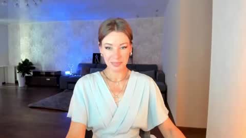 Mia online show from 07-07-26, 04:26