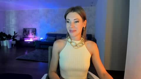 Mia online show from 07-22-26, 04:26
