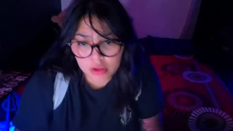 Snapshot of miacanela_xo chatting on 06-24-26, 03:27 Mia online show from 06-24-26, 03:27