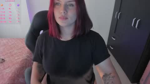 Mia online show from 02-25-26, 03:10