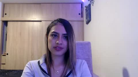 Snapshot of miacollings1 chatting on 06-21-26, 12:46 Miia online show from 06-21-26, 12:46