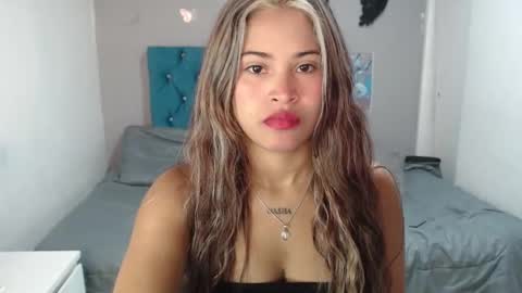 miacumgirl online show from 03-25-26, 12:33