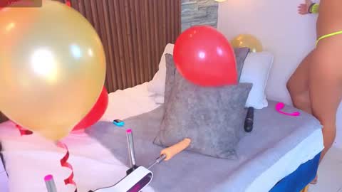 miagomezx online show from 02-15-26, 02:58