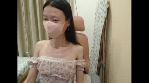 miahchan68 online show from 06-25-26, 02:43